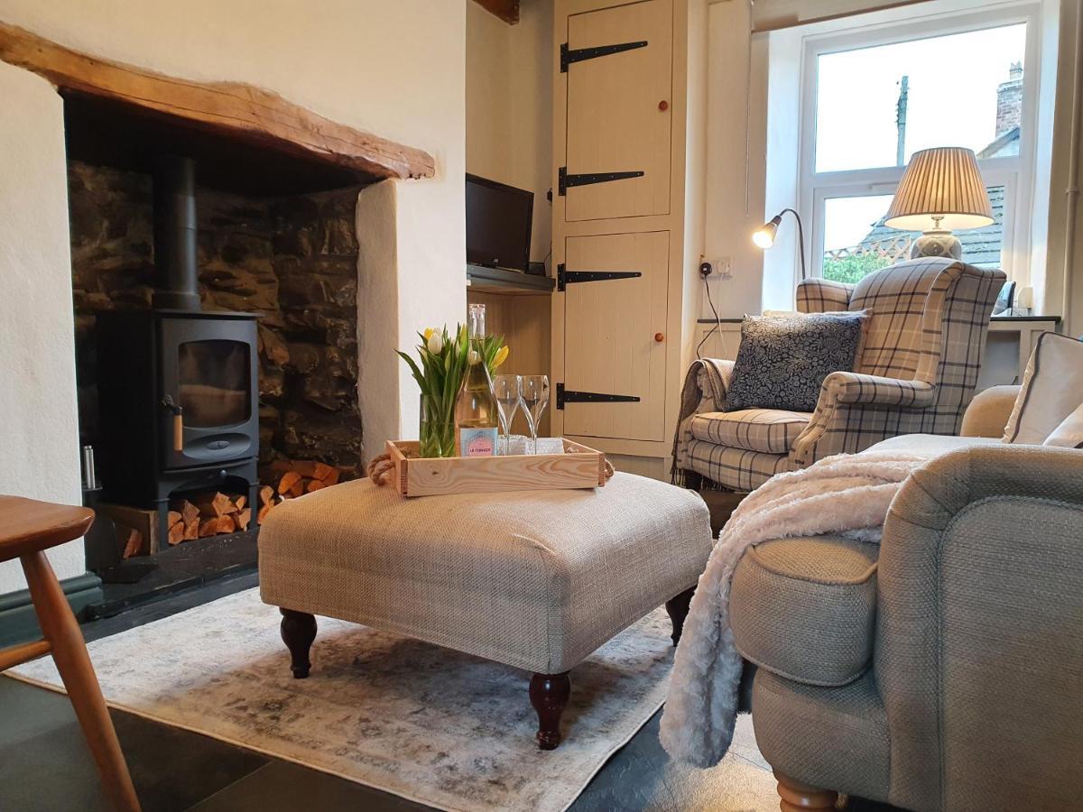 Cosy Cottage In Heart Of Llangollen Εξωτερικό φωτογραφία