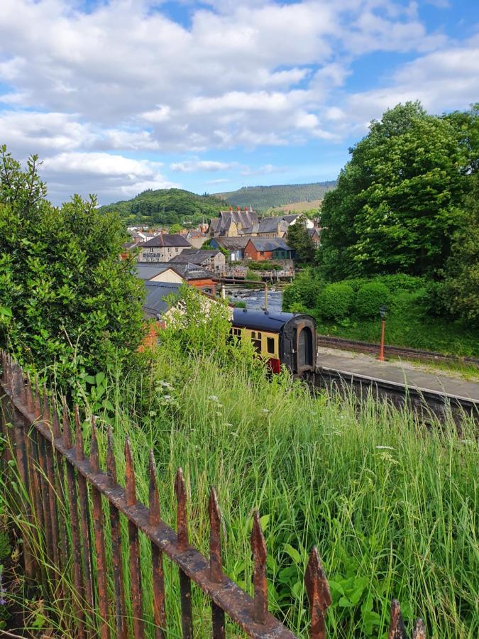 Cosy Cottage In Heart Of Llangollen Εξωτερικό φωτογραφία